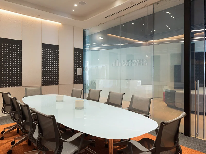 Mamparas divisorias de oficinas proyecto Cushman & Wakeflield en CDMX
