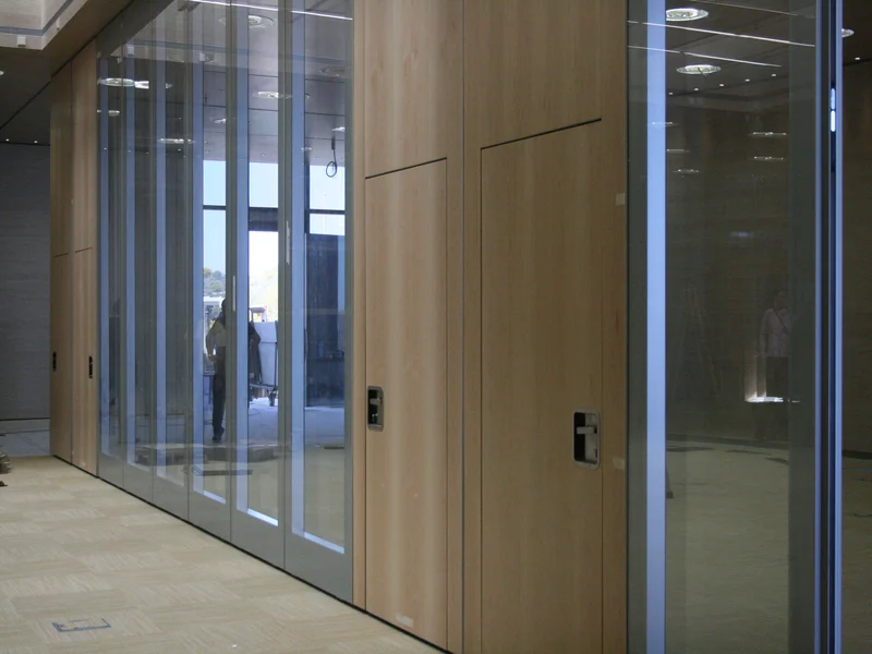 Muros Tabiques Móviles de vidrio doble acústicos OAMI