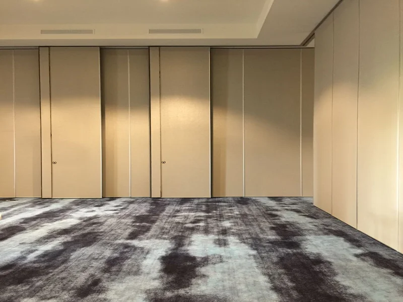 Muros Tabiques Móviles de tablero revestido tela acústicos HOTEL SECRETS